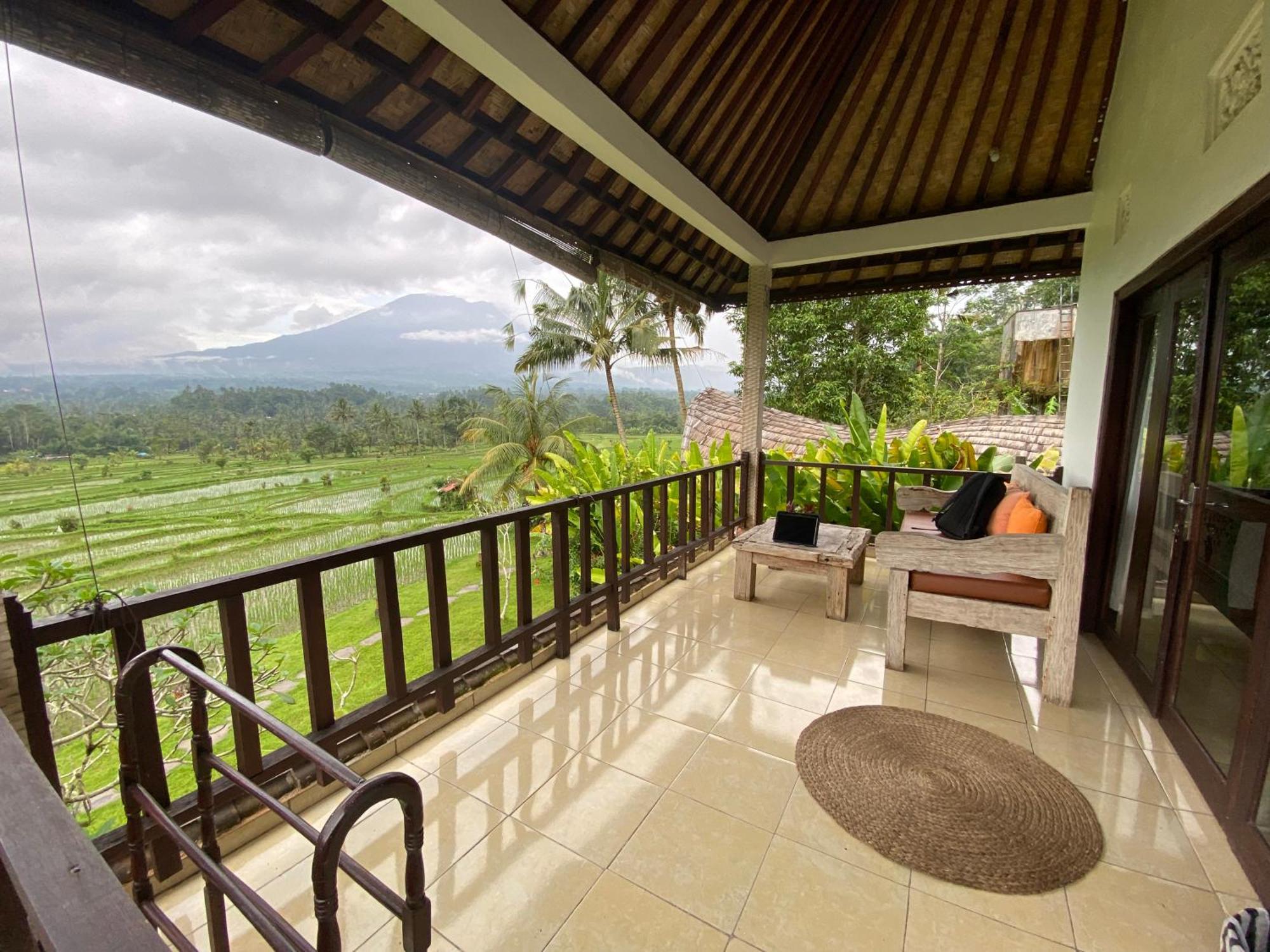 Great Mountain Views Villa Resort Selat Eksteriør billede