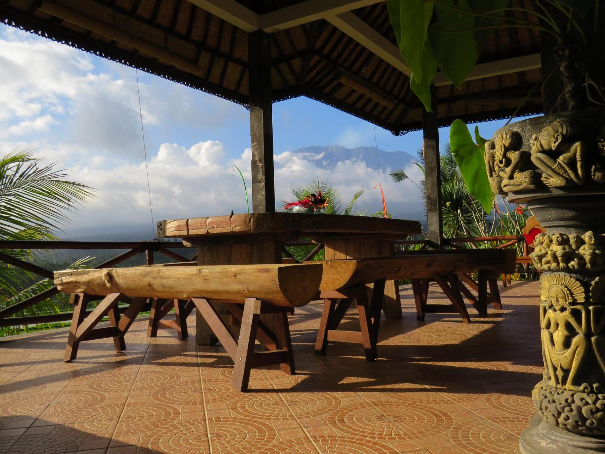 Great Mountain Views Villa Resort Selat Eksteriør billede
